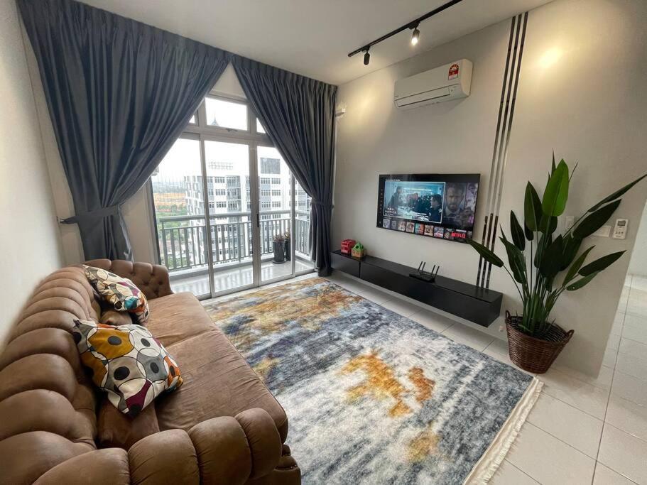 Kids Friendly Seri Austin Jb *