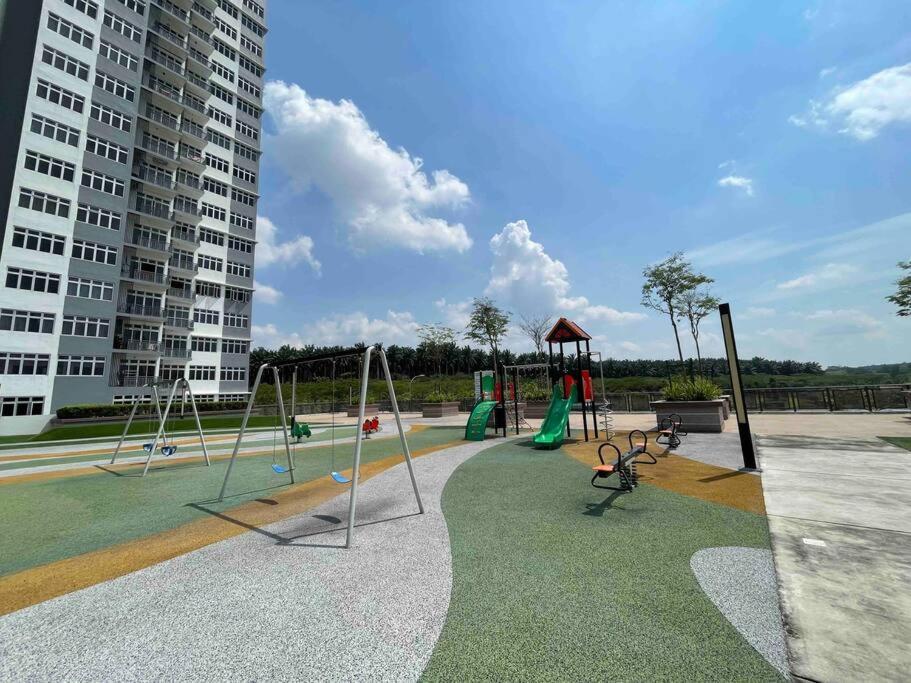 Pangsapuri Kids Friendly Seri Austin Jb *